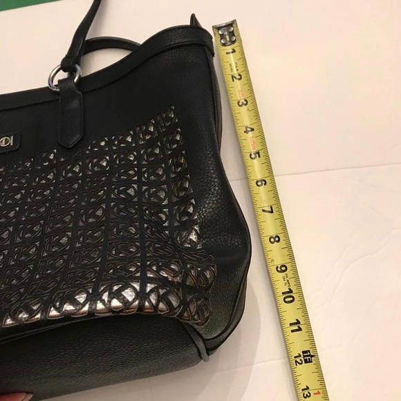 Kriziapoi Handbag - Picture 9 of 11